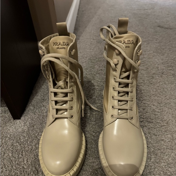 PRADA CALZATURE DONNA BOOTS - NEVER WORN - Picture 2 of 5